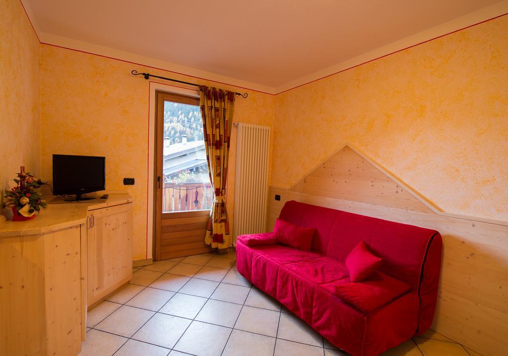 Chalet La Rugiada Bormio Bagian luar foto
